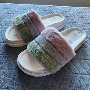 Chinese Laundry Slipper Shoes Size 8